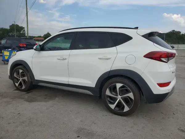 KM8J33A23JU763732 2018 HYUNDAI TUCSON - Image 2