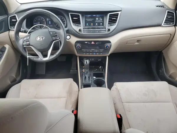 KM8J33A23JU763732 2018 HYUNDAI TUCSON - Image 8