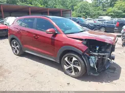 KM8J33A23JU804313 2018 HYUNDAI TUCSON