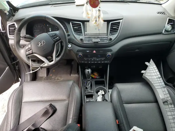 KM8J33A23JU814937 2018 HYUNDAI TUCSON - Image 8