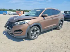 KM8J33A24GU028895 2016 HYUNDAI TUCSON