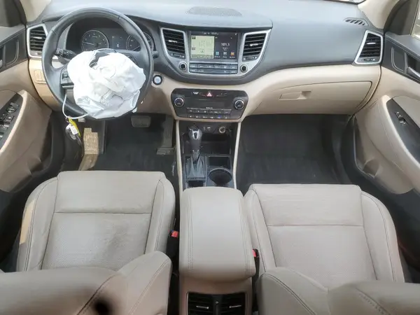 KM8J33A24GU034681 2016 HYUNDAI TUCSON - Image 8