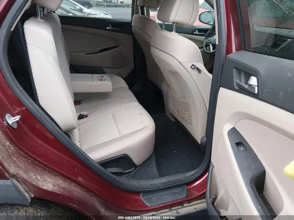KM8J33A24GU040125 2016 HYUNDAI TUCSON - Image 8