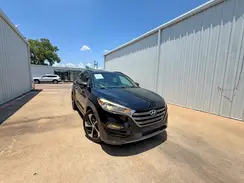 KM8J33A24GU046040 2016 HYUNDAI TUCSON