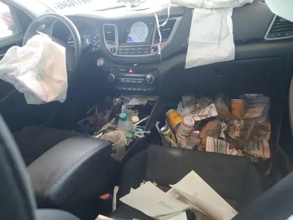 KM8J33A24GU049424 2016 HYUNDAI TUCSON - Image 8