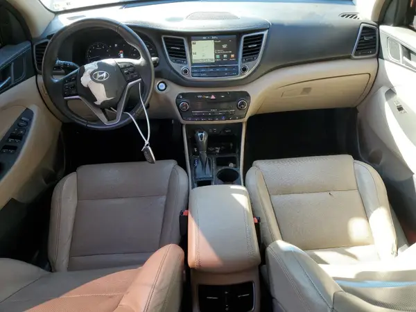 KM8J33A24GU064179 2016 HYUNDAI TUCSON - Image 8