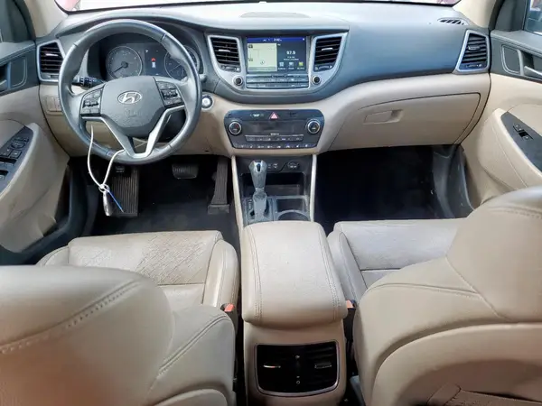 KM8J33A24GU067549 2016 HYUNDAI TUCSON - Image 8