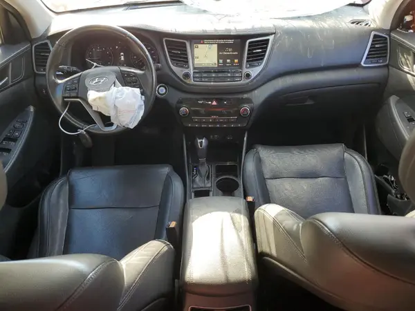 KM8J33A24GU069835 2016 HYUNDAI TUCSON - Image 8