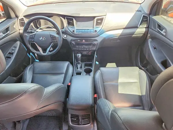 KM8J33A24GU074825 2016 HYUNDAI TUCSON - Image 8