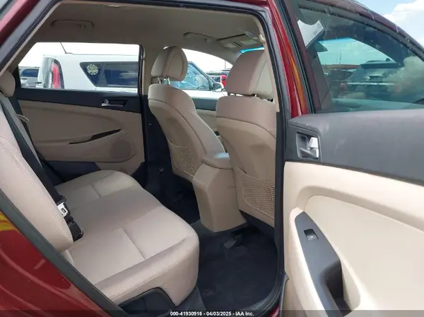 KM8J33A24GU095996 2016 HYUNDAI TUCSON - Image 8
