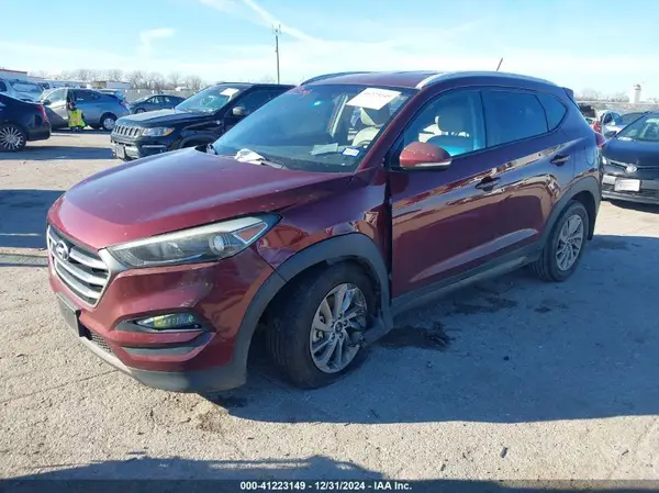 KM8J33A24GU107371 2016 HYUNDAI TUCSON - Image 2