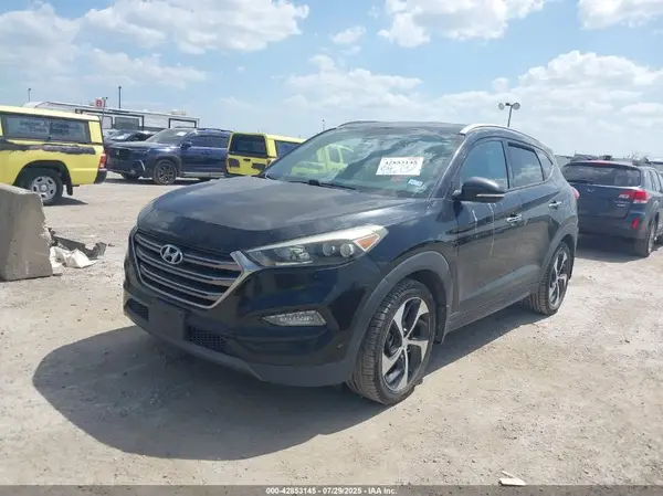 KM8J33A24GU107905 2016 HYUNDAI TUCSON - Image 2