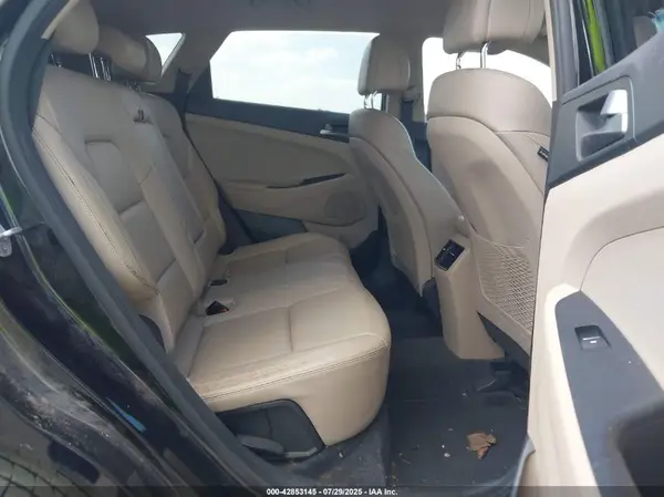 KM8J33A24GU107905 2016 HYUNDAI TUCSON - Image 8