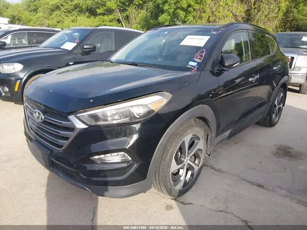 KM8J33A24GU117706 2016 HYUNDAI TUCSON - Image 2