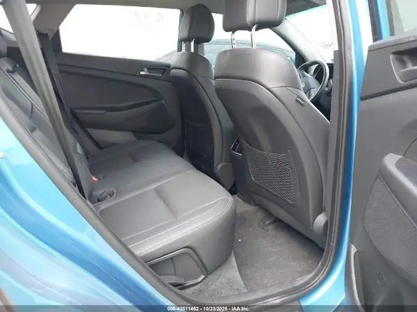 KM8J33A24GU124591 2016 HYUNDAI TUCSON - Image 8
