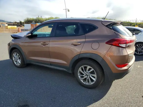 KM8J33A24GU125823 2016 HYUNDAI TUCSON - Image 2