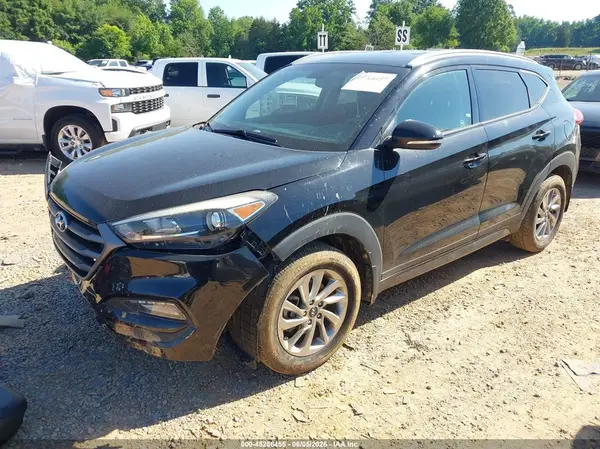 KM8J33A24GU145599 2016 HYUNDAI TUCSON - Image 2