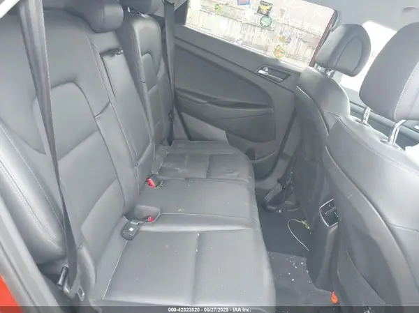 KM8J33A24GU147448 2016 HYUNDAI TUCSON - Image 8