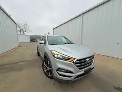 KM8J33A24GU154982 2016 HYUNDAI TUCSON