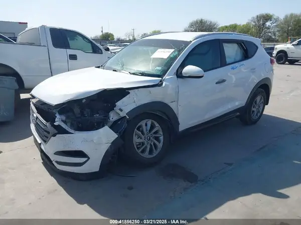 KM8J33A24GU160815 2016 HYUNDAI TUCSON - Image 2