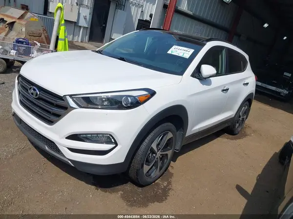 KM8J33A24GU161074 2016 HYUNDAI TUCSON - Image 2