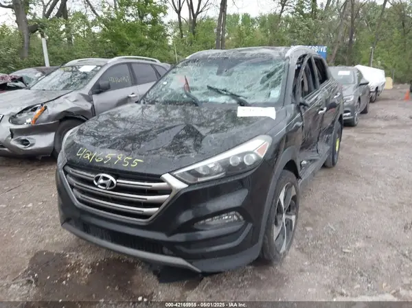 KM8J33A24GU161690 2016 HYUNDAI TUCSON - Image 2