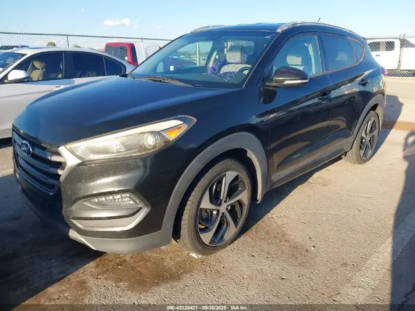 KM8J33A24GU170535 2016 HYUNDAI TUCSON - Image 2