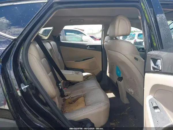 KM8J33A24GU199386 2016 HYUNDAI TUCSON - Image 8
