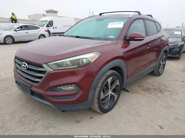 KM8J33A24GU201783 2016 HYUNDAI TUCSON - Image 2