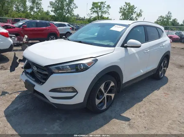 KM8J33A24GU211570 2016 HYUNDAI TUCSON - Image 2