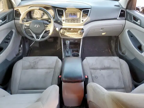 KM8J33A24GU232256 2016 HYUNDAI TUCSON - Image 8