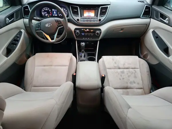 KM8J33A24GU233245 2016 HYUNDAI TUCSON - Image 8