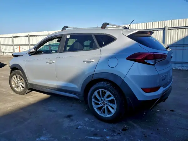 KM8J33A24GU237442 2016 HYUNDAI TUCSON - Image 2