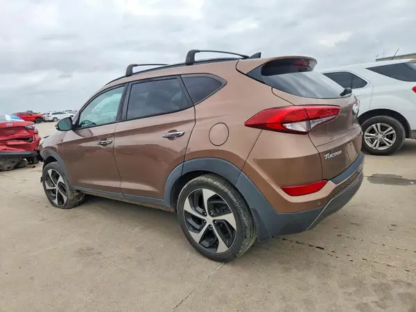 KM8J33A24GU237828 2016 HYUNDAI TUCSON - Image 2