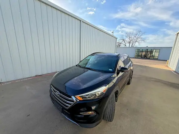 KM8J33A24GU253107 2016 HYUNDAI TUCSON - Image 2