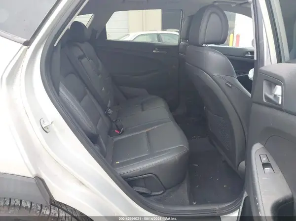 KM8J33A24GU256038 2016 HYUNDAI TUCSON - Image 8