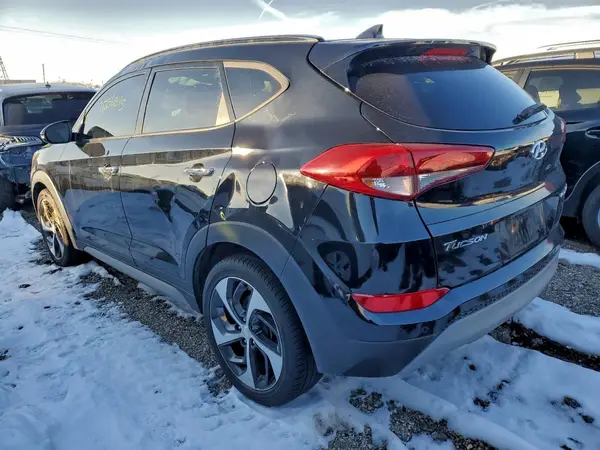KM8J33A24HU281975 2017 HYUNDAI TUCSON - Image 2