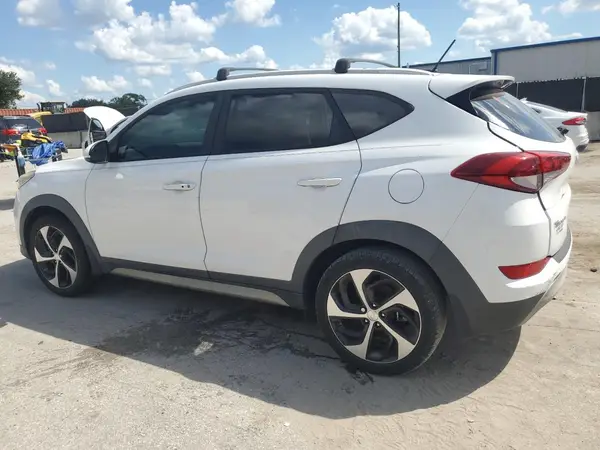 KM8J33A24HU283211 2017 HYUNDAI TUCSON - Image 2