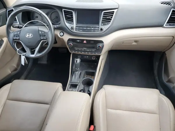 KM8J33A24HU290210 2017 HYUNDAI TUCSON - Image 8