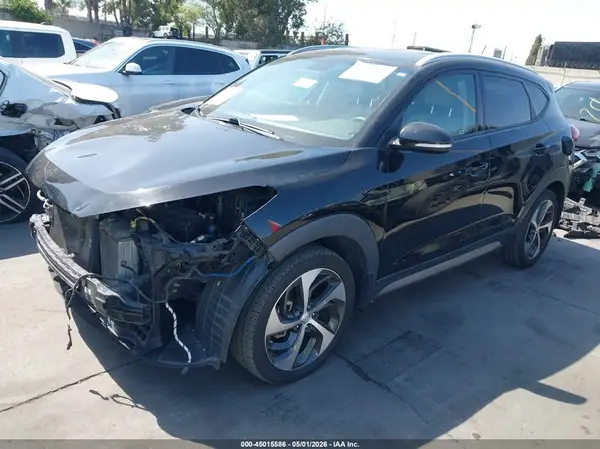 KM8J33A24HU291700 2017 HYUNDAI TUCSON - Image 2