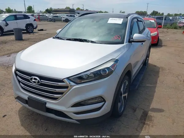 KM8J33A24HU342161 2017 HYUNDAI TUCSON - Image 2