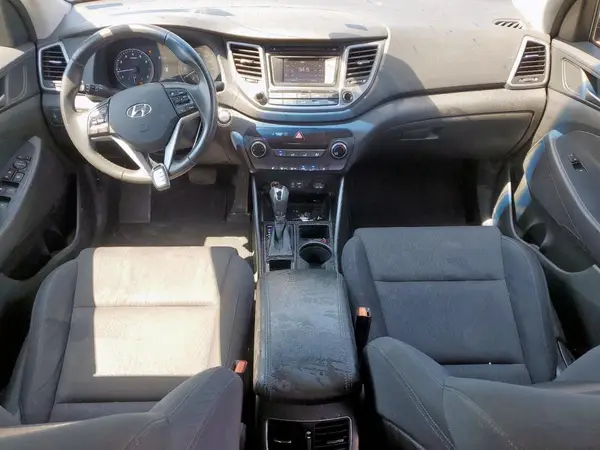 KM8J33A24HU349966 2017 HYUNDAI TUCSON - Image 8