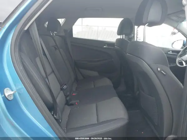 KM8J33A24HU367772 2017 HYUNDAI TUCSON - Image 8