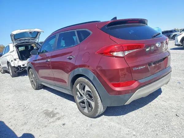 KM8J33A24HU368775 2017 HYUNDAI TUCSON - Image 2