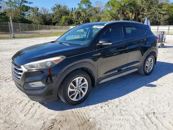 KM8J33A24HU388816 2017 HYUNDAI TUCSON - Image 1