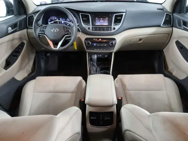 KM8J33A24HU399525 2017 HYUNDAI TUCSON - Image 8