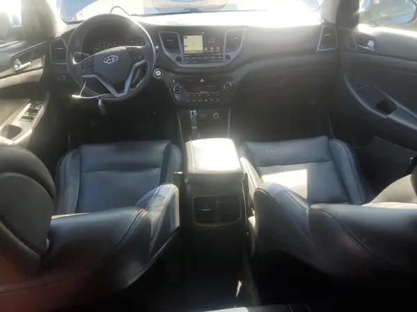 KM8J33A24HU408904 2017 HYUNDAI TUCSON - Image 8