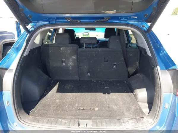 KM8J33A24HU439358 2017 HYUNDAI TUCSON - Image 8