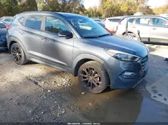 KM8J33A24HU487720 2017 HYUNDAI TUCSON