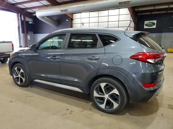 KM8J33A24HU491539 2017 HYUNDAI TUCSON - Image 2